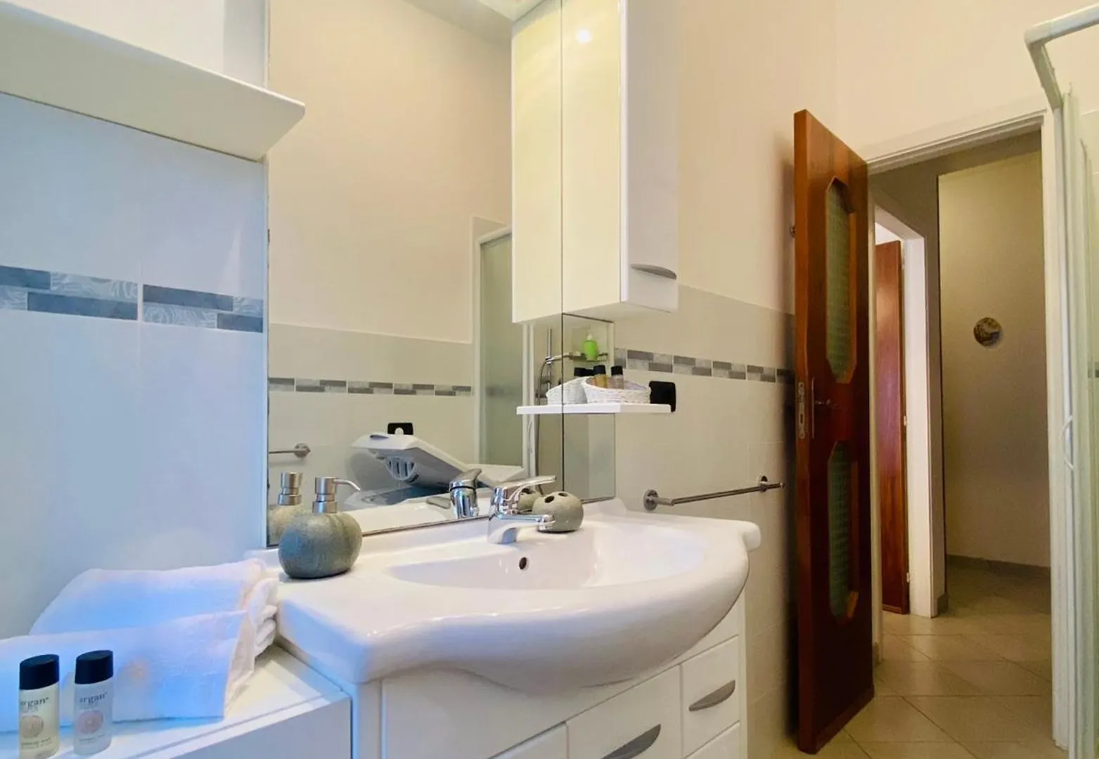 Hostdomus - La Casina Di Monica Apartment Loano