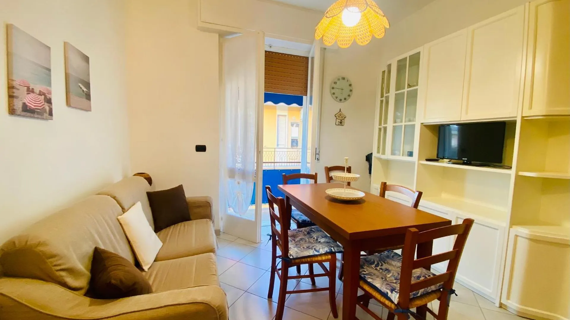 Hostdomus - La Casina Di Monica Apartment Loano