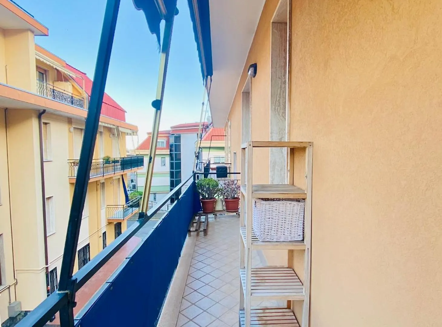 Hostdomus - La Casina Di Monica Apartment Loano